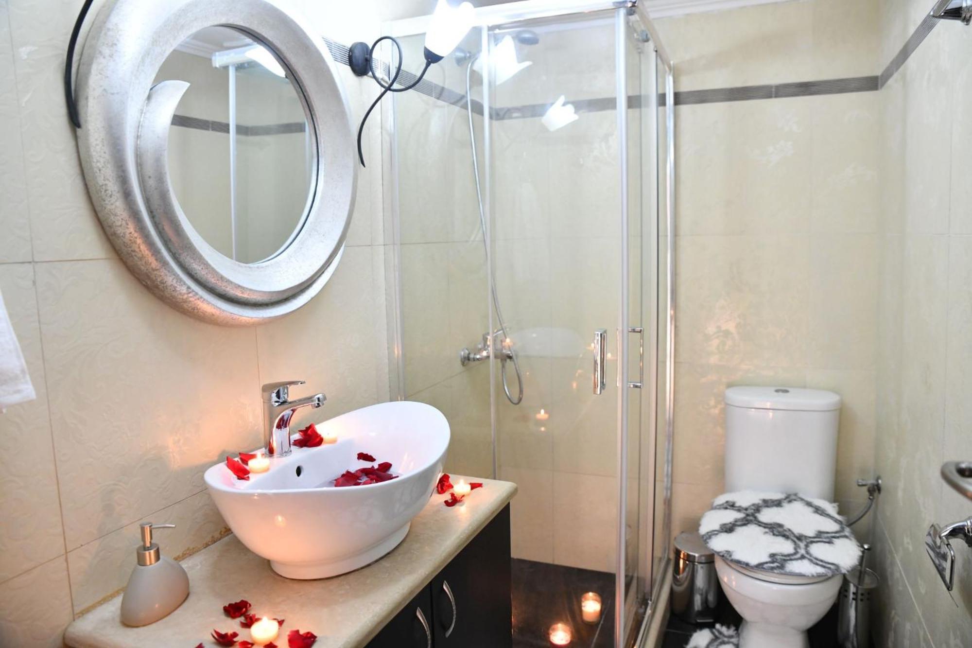 Kleopatra Deluxe Apartment With Jacuzzi Kamilari Luaran gambar